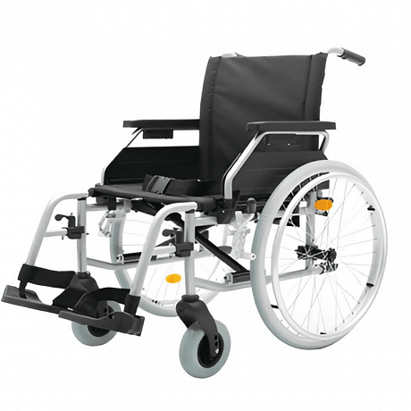 Кресло-коляска Dietz для инвалидов Tomtar MR-S с пневматическими колесами. Изображение 3 из 5